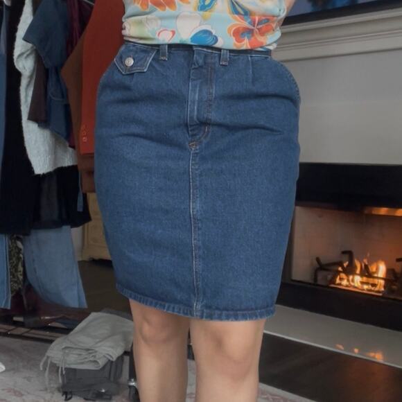 Vintage 80s High Waisted Denim Mini Skirt - Picture 6 of 6